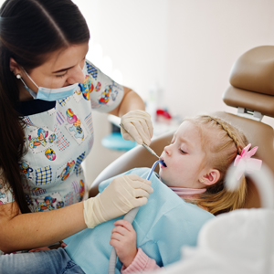 When should your child see a dentist in San Bernardino?